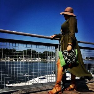 Meet your Posher, Marilyn